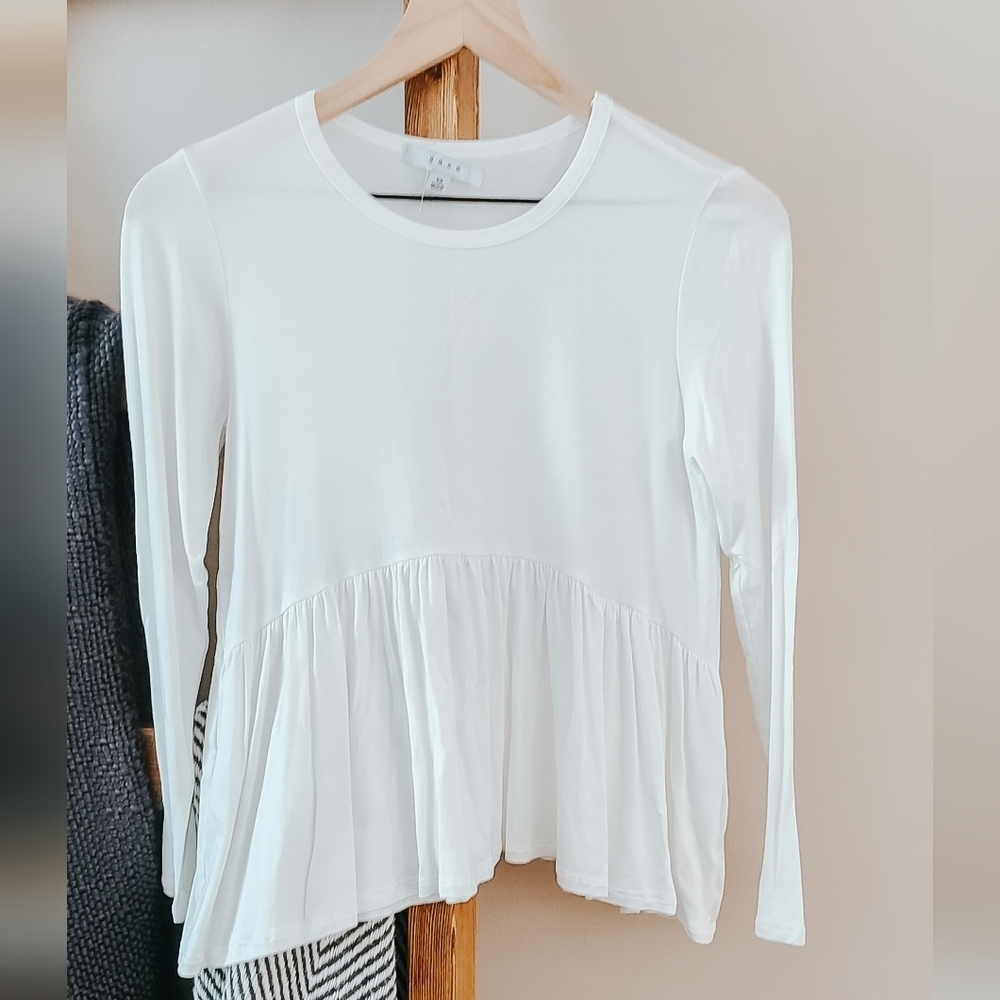 3/$20 White Long Sleeve Peplum Hem Blouse – Size XS